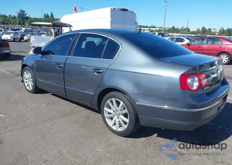 2010 Volkswagen Passat Komfort from USA, damaged, VIN WVWJK7AN7AE097249